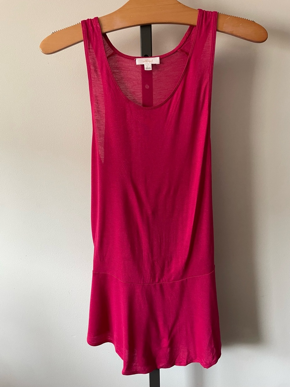 NEW Wilfred Peplum Tank Top Magenta Pink Rayon Long Longline Size Large